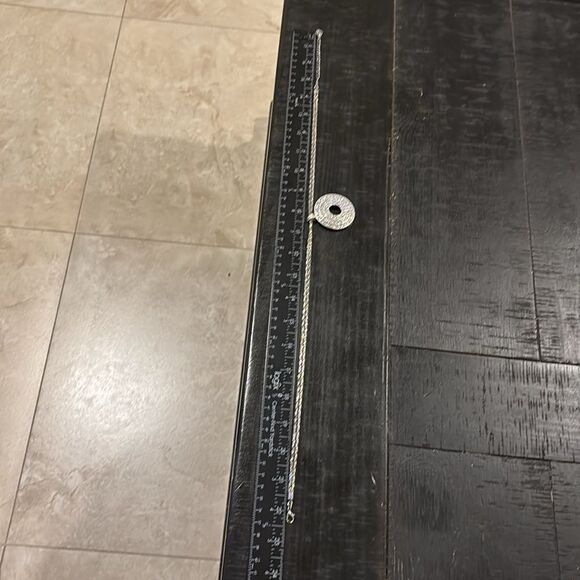 JV Brand Silver Tone Cable Chain Sparkly Rhinestone Pendant Necklace - Picture 7 of 9